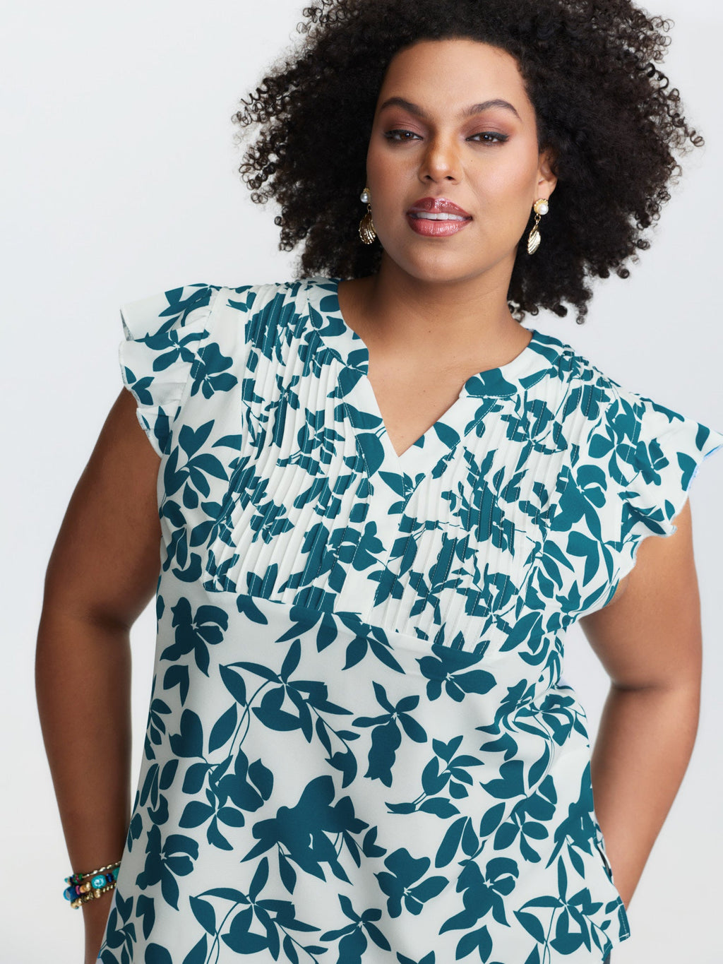 Silhouette Floral Print Notched Collar Pleated Blouse