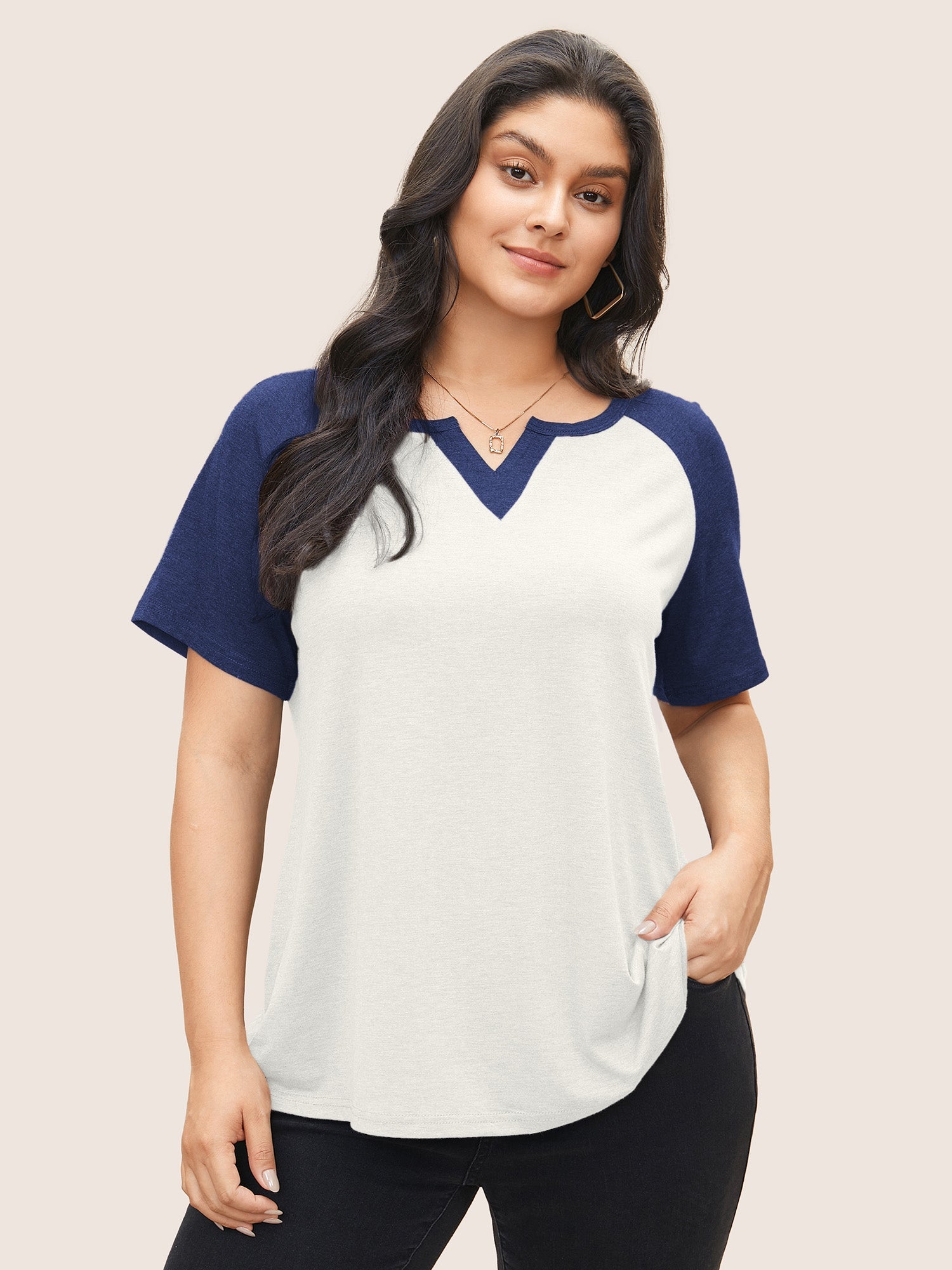 Colorblock Contrast Notched Raglan Sleeve T-shirt