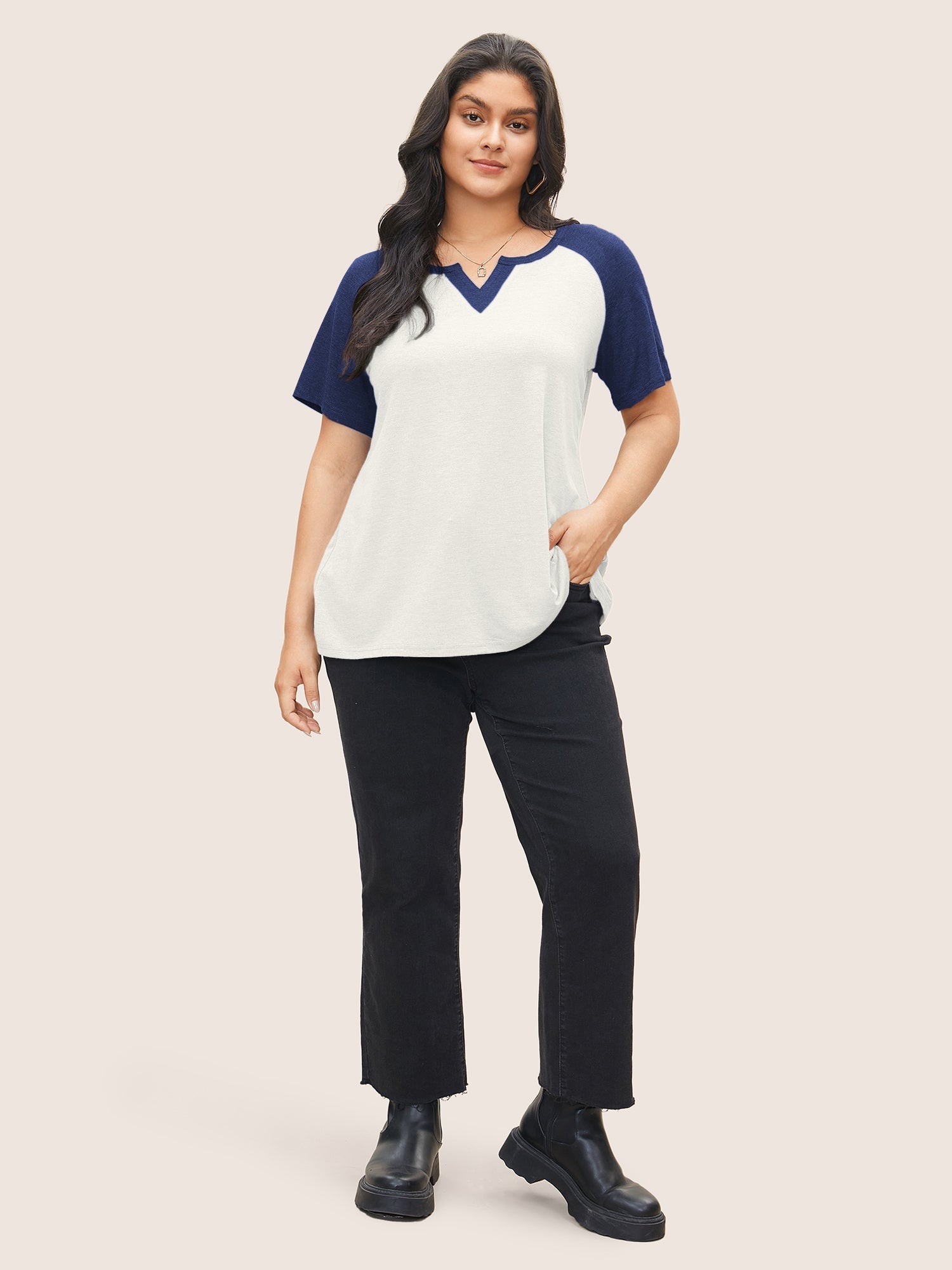Colorblock Contrast Notched Raglan Sleeve T-shirt